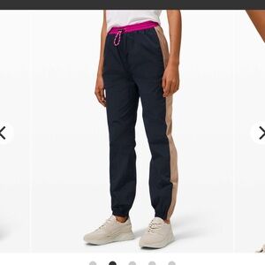 Lululemon Evergreen Track Pant Navy Size 8